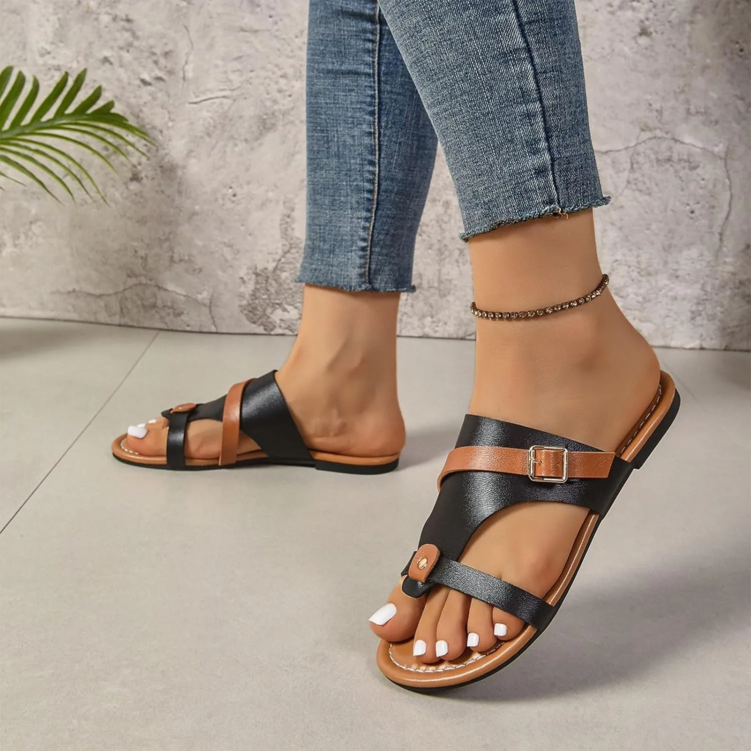 2025 Summer Trendy Thong Sandals Women, Women's Stylish Flip Flops Comfort Soft Cushion Slip On Slides Strappy Flats