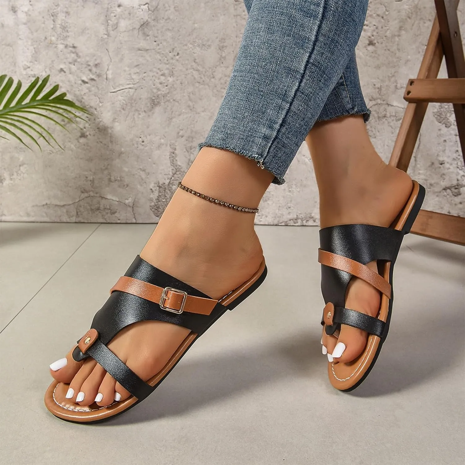 2025 Summer Trendy Thong Sandals Women, Women's Stylish Flip Flops Comfort Soft Cushion Slip On Slides Strappy Flats