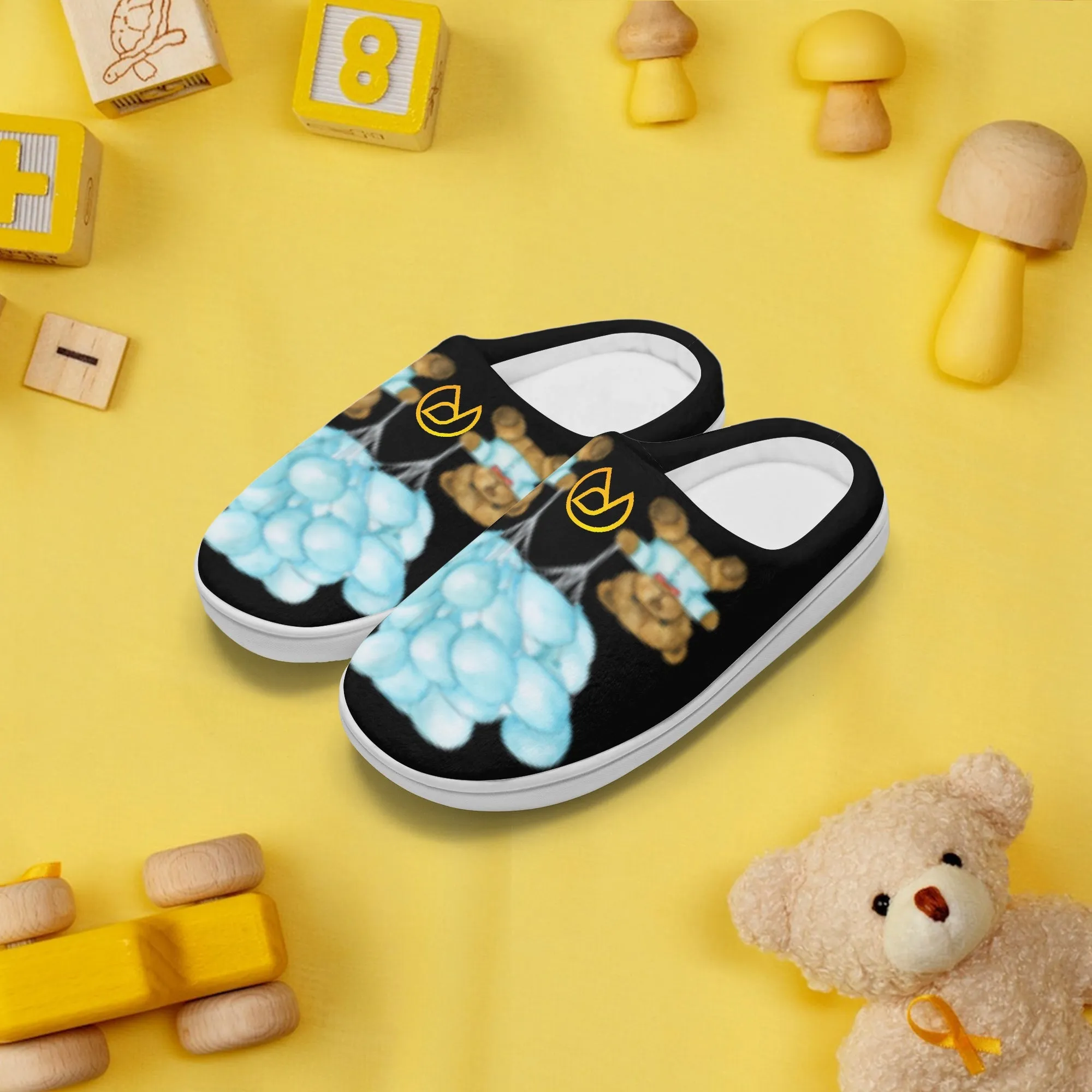 989. Rachvid  Wears Kids Cotton Slippers