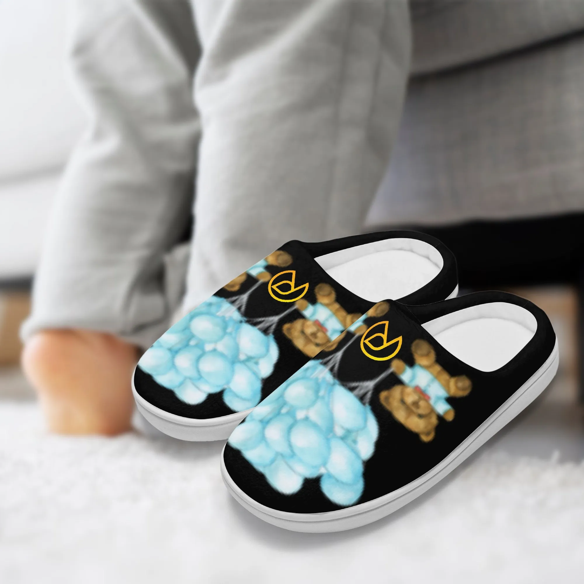 989. Rachvid  Wears Kids Cotton Slippers