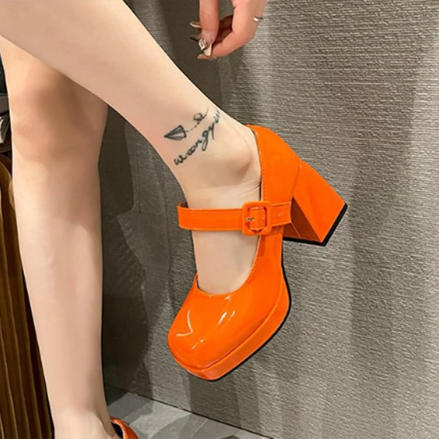 Aflngle Women's Platform Chunky Block Heels Mary Jane Pumps Square Closed Toe Low Heels Ankle Strap Buckle Lolita Shoes Elegant Comfortable Wedding Party Evening Prom Dress Shoes