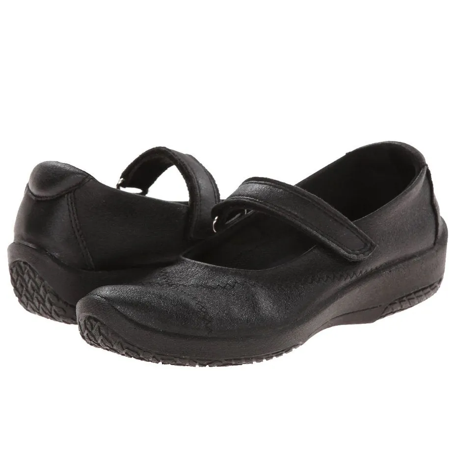 Arcopedico L18 Vegan Flats Women's Slip-on Shoes