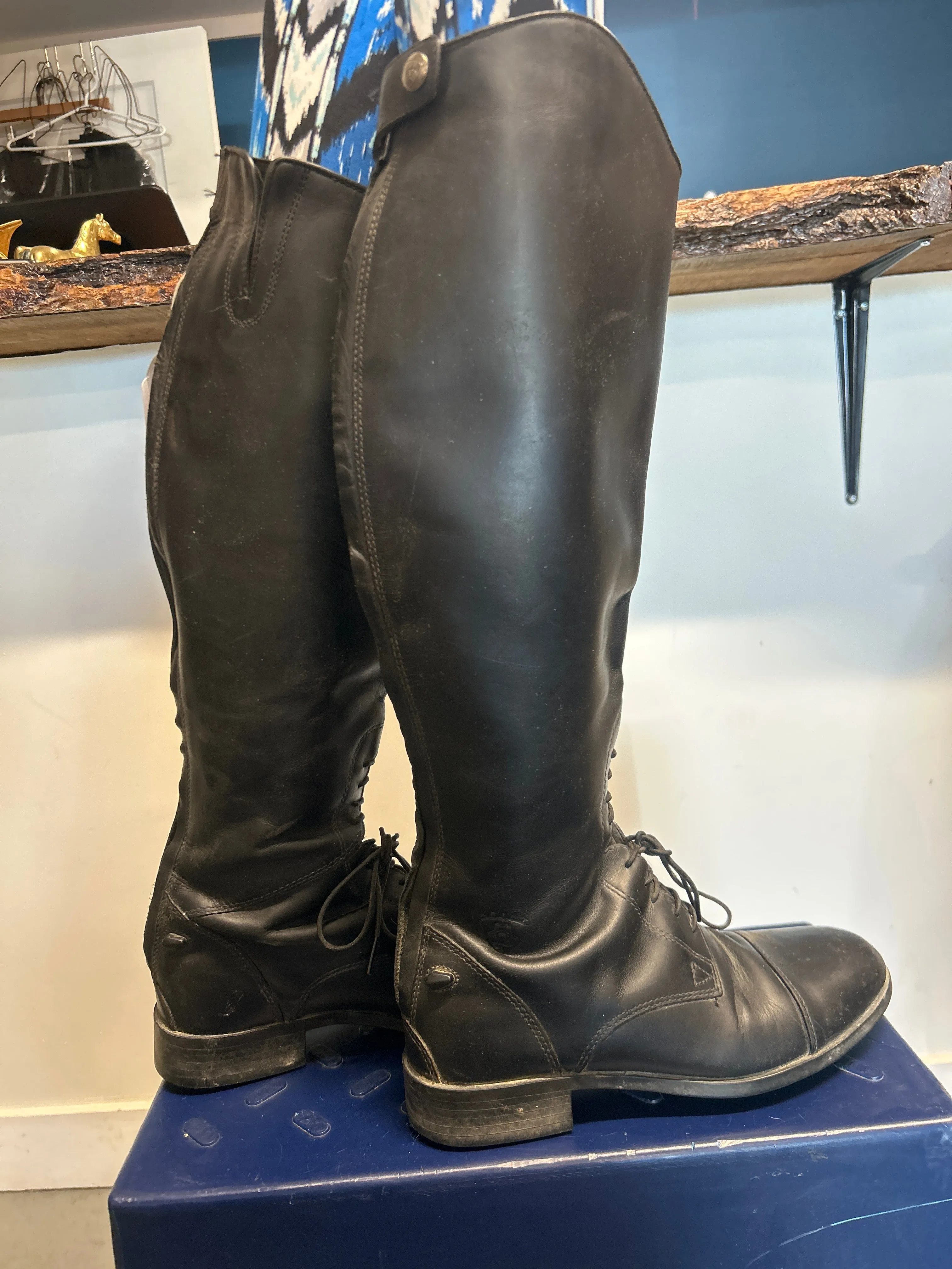 Ariat Field Boots 7