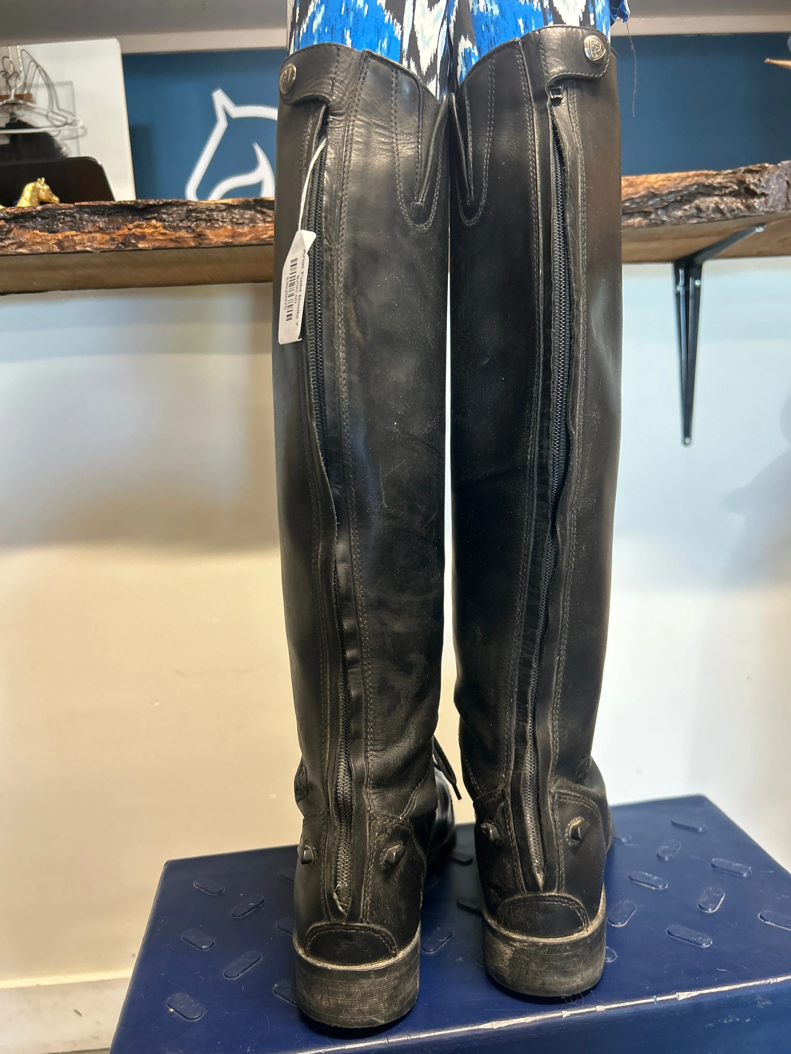 Ariat Field Boots 7