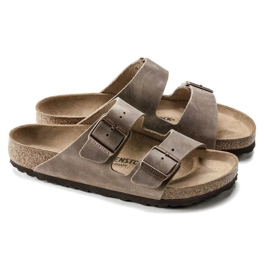 Arizona Classic Footbed Sandal in Tobacco Brown Oiled Leather