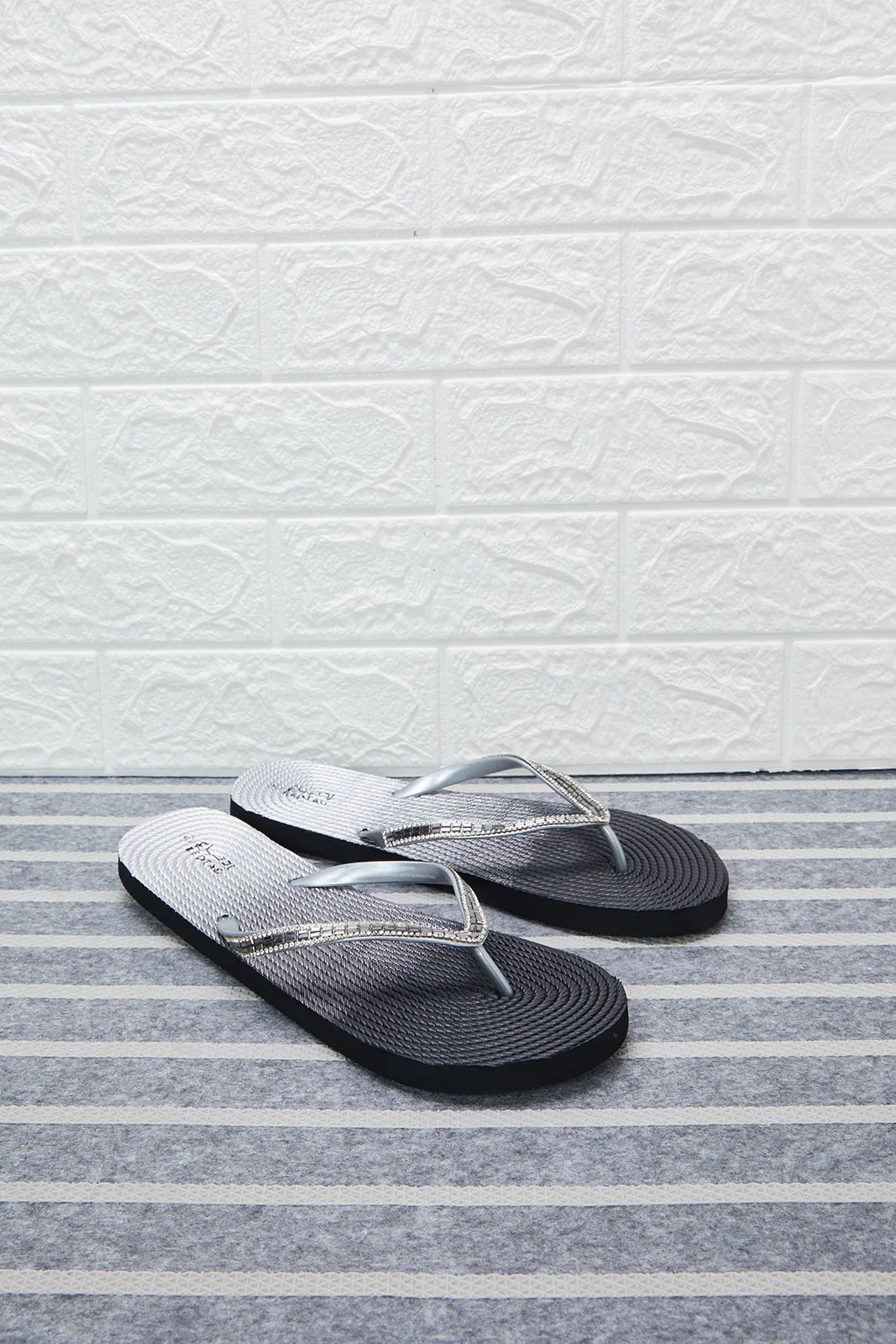 Black With Trim Flip Flop