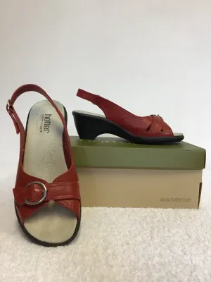 BRAND NEW HOTTER RED LEATHER COMFORT HEEL SANDALS SIZE 4/37