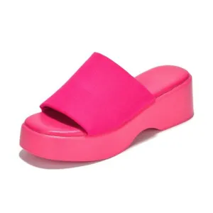 Cape Robbin Charges Fuchsia Slip On Square Open Toe Platform Wedge Heeled Sandal