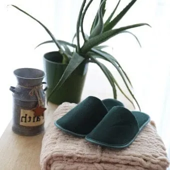 Chochili 200 Pairs Fabric Packed Non-Woven Disposable Hotel Slippers for Airbnb Spa Wedding Guests Adult Men Women Size 10-11, White