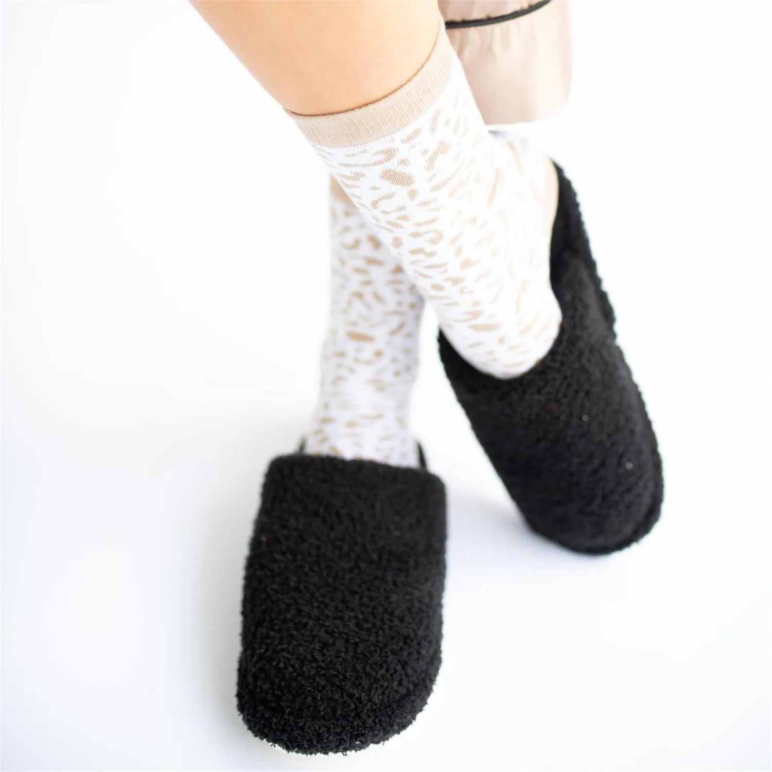 Cozy Closed Toe Slipper