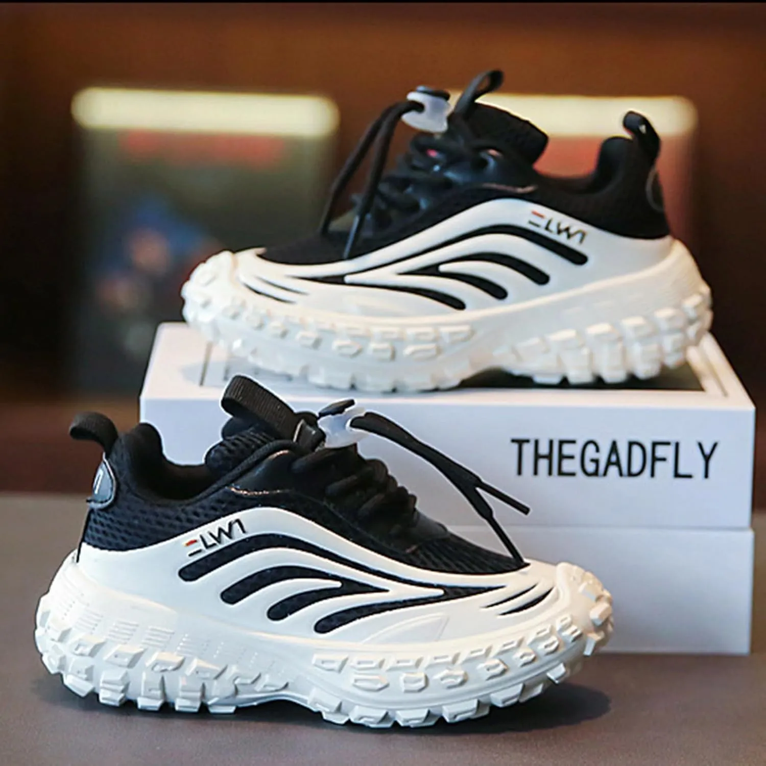 Fashion All Season Children Boys Girls Sports Shoes Luminous Shoes Flat Thick Bottom Lightweight Non Little Boy Sneakers