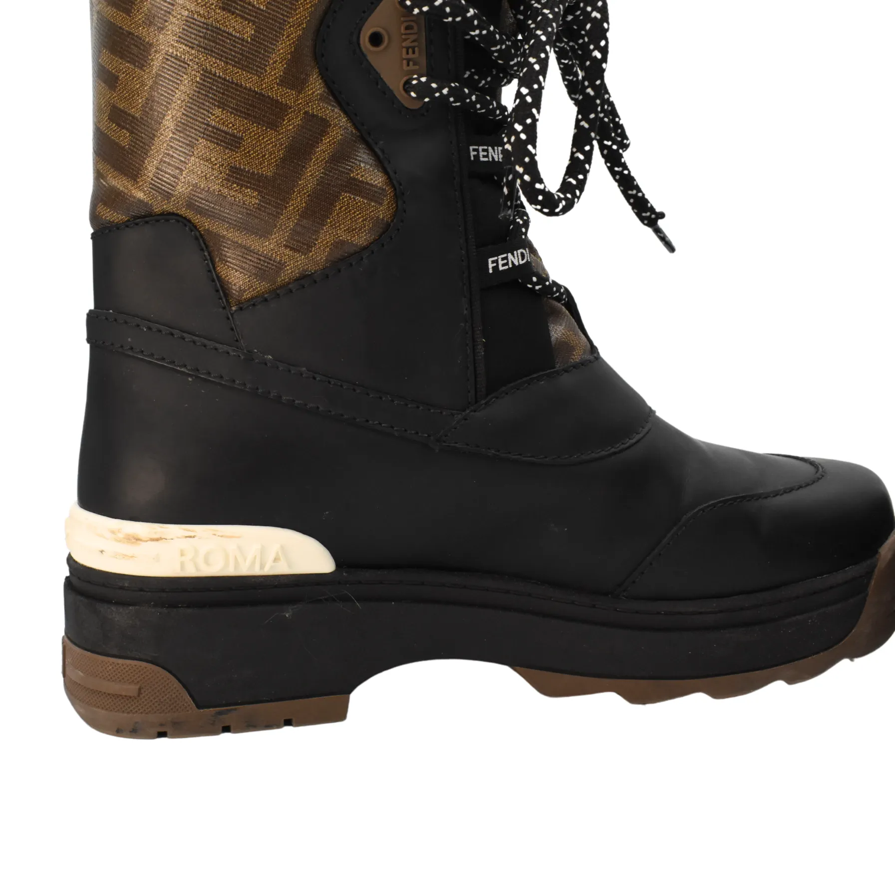 Fendi Zucca Snow Boots - Women's 37.5