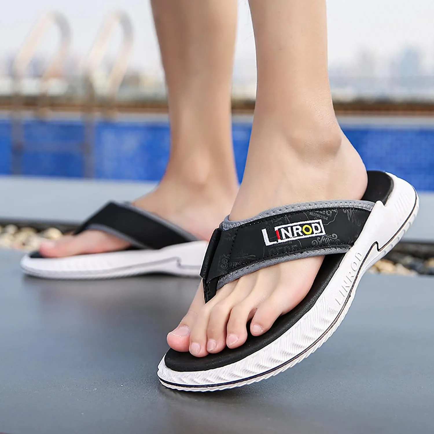 Foreign Trade Flip Flops For Men Beach Slippers For Men Summer Non Slip External Wearing With Toe Mens Ignite Men's Sandals M