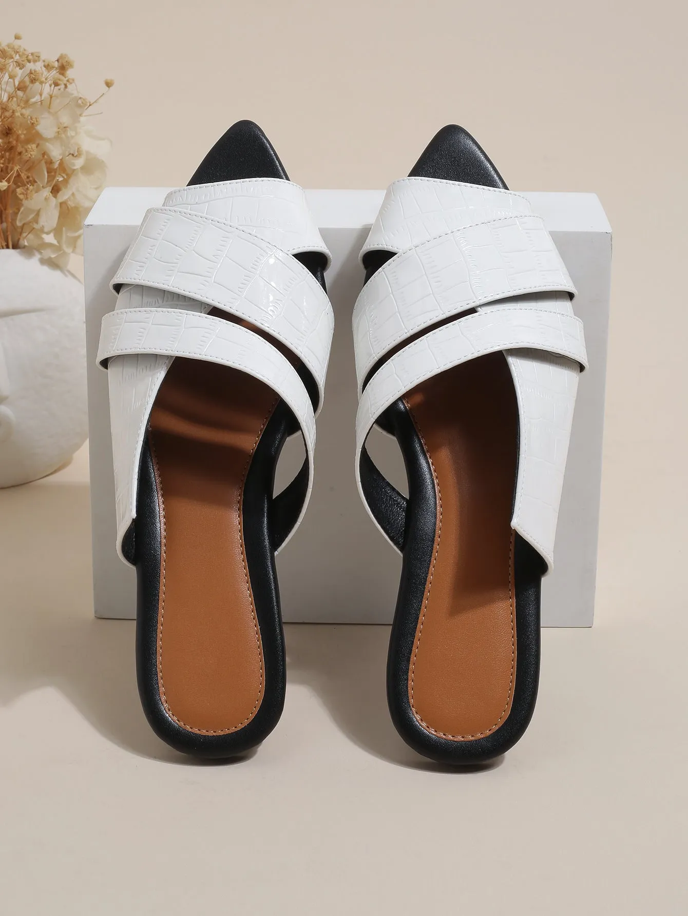 Jaborosa Comfy Flat Slippers