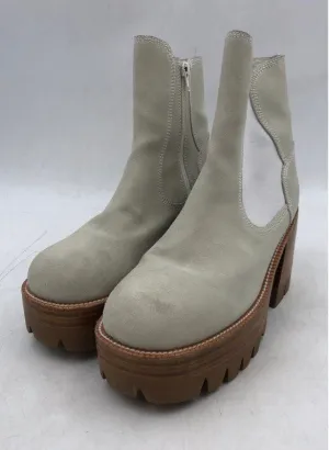 Jeffrey Campbell Women's Cream White Chelsea Boots - Size 10M
