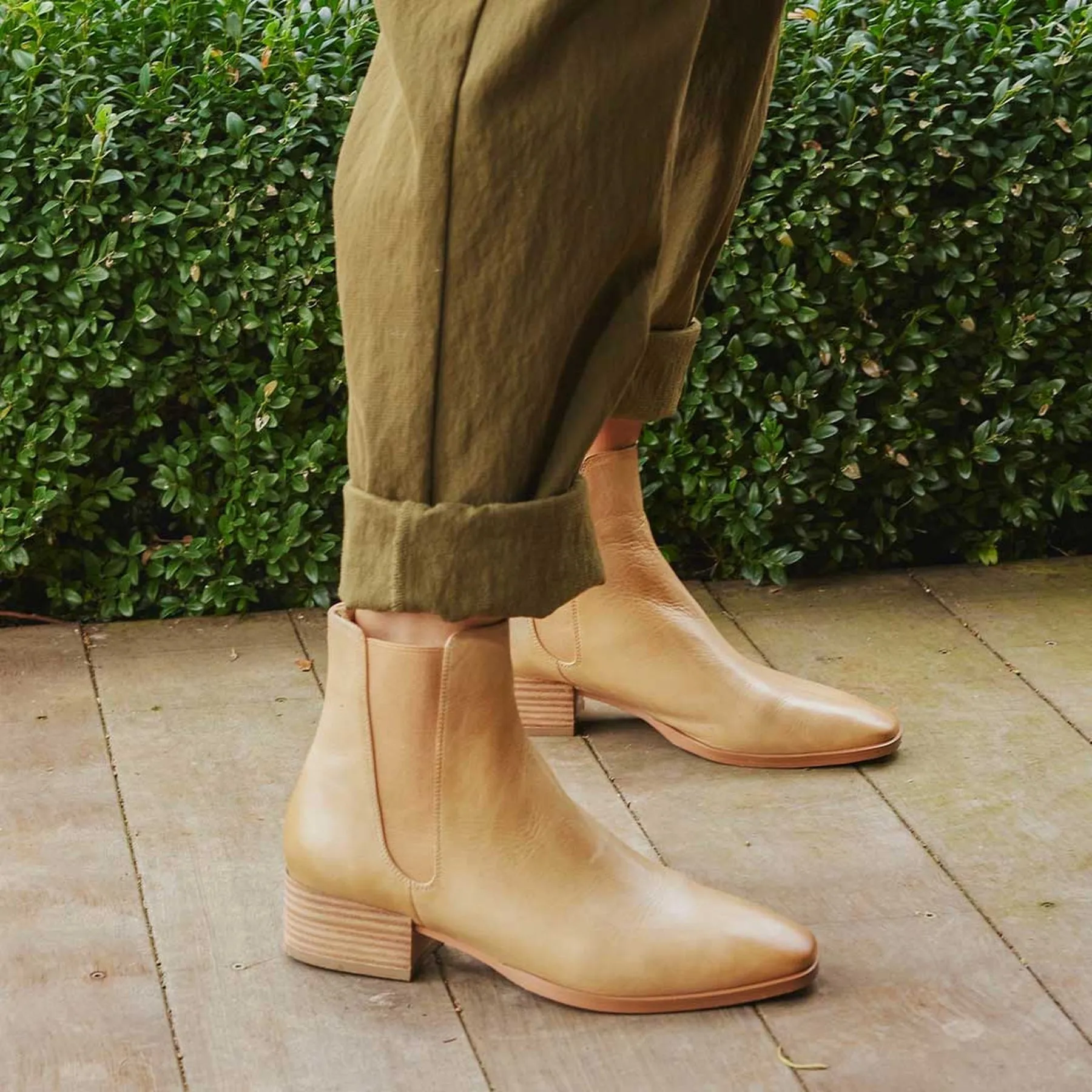 KENYA LEATHER ANKLE BOOTS