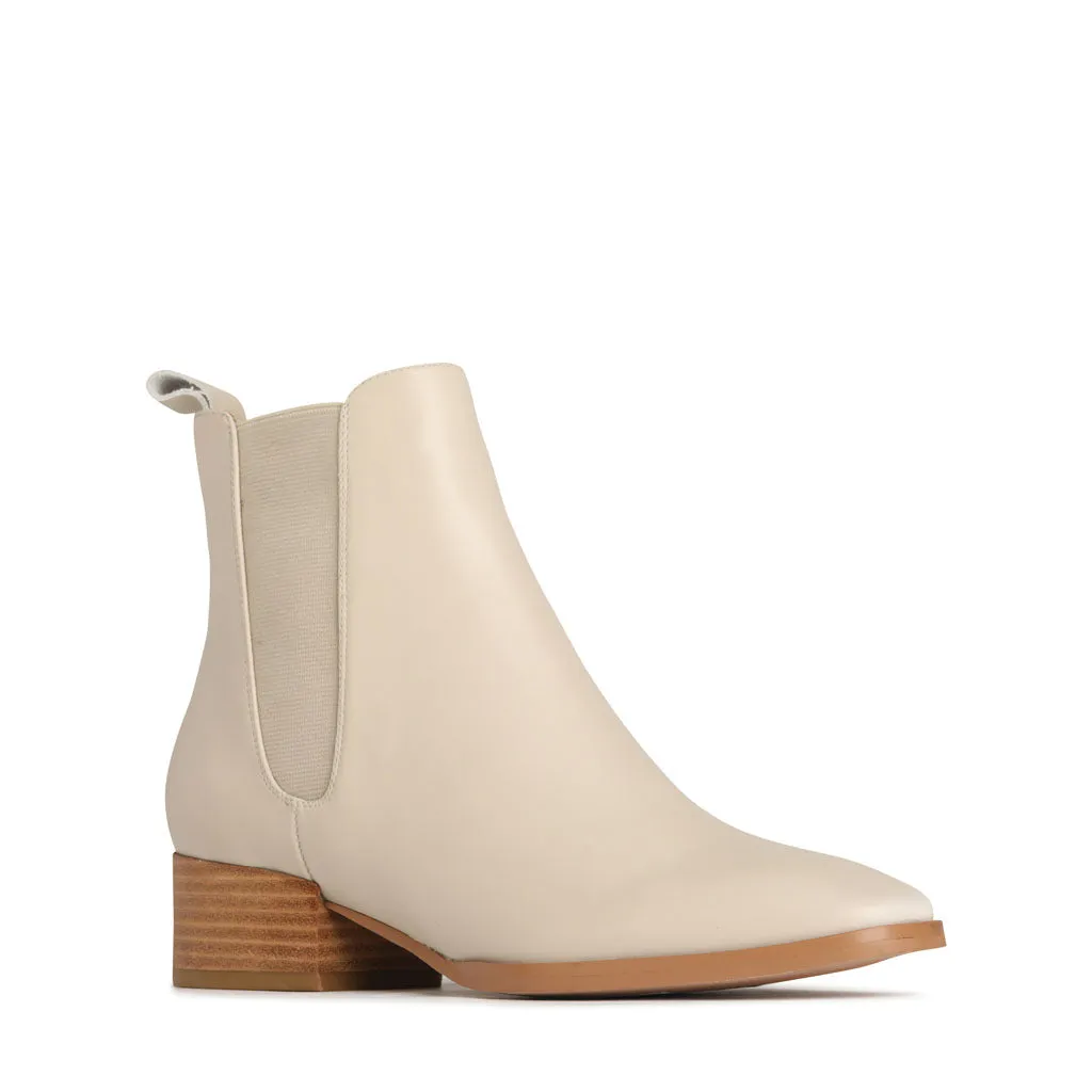 KENYA LEATHER ANKLE BOOTS
