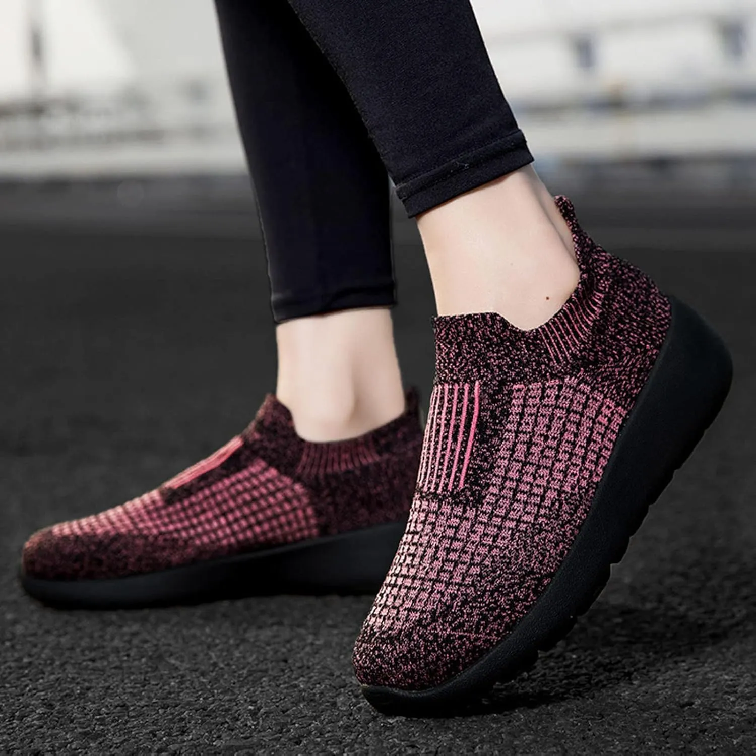 Men Sports Shoes Fashion Summer New Pattern Mesh Breathable and Comfortable Thick Sole Couple Sneaker Rack for Men