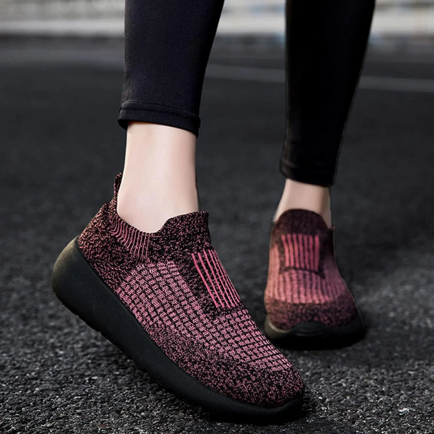 Men Sports Shoes Fashion Summer New Pattern Mesh Breathable and Comfortable Thick Sole Couple Sneaker Rack for Men