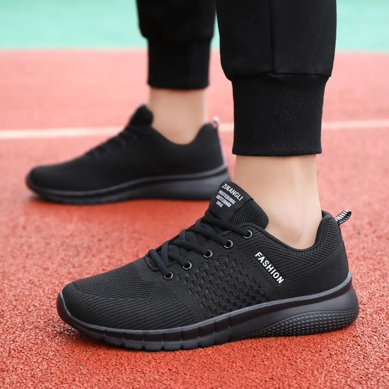 Men Sports Shoes Fashionable Color Matching Mesh Breathable and Comfortable Lace Up Flat Mens Sneaker Socks Shoes