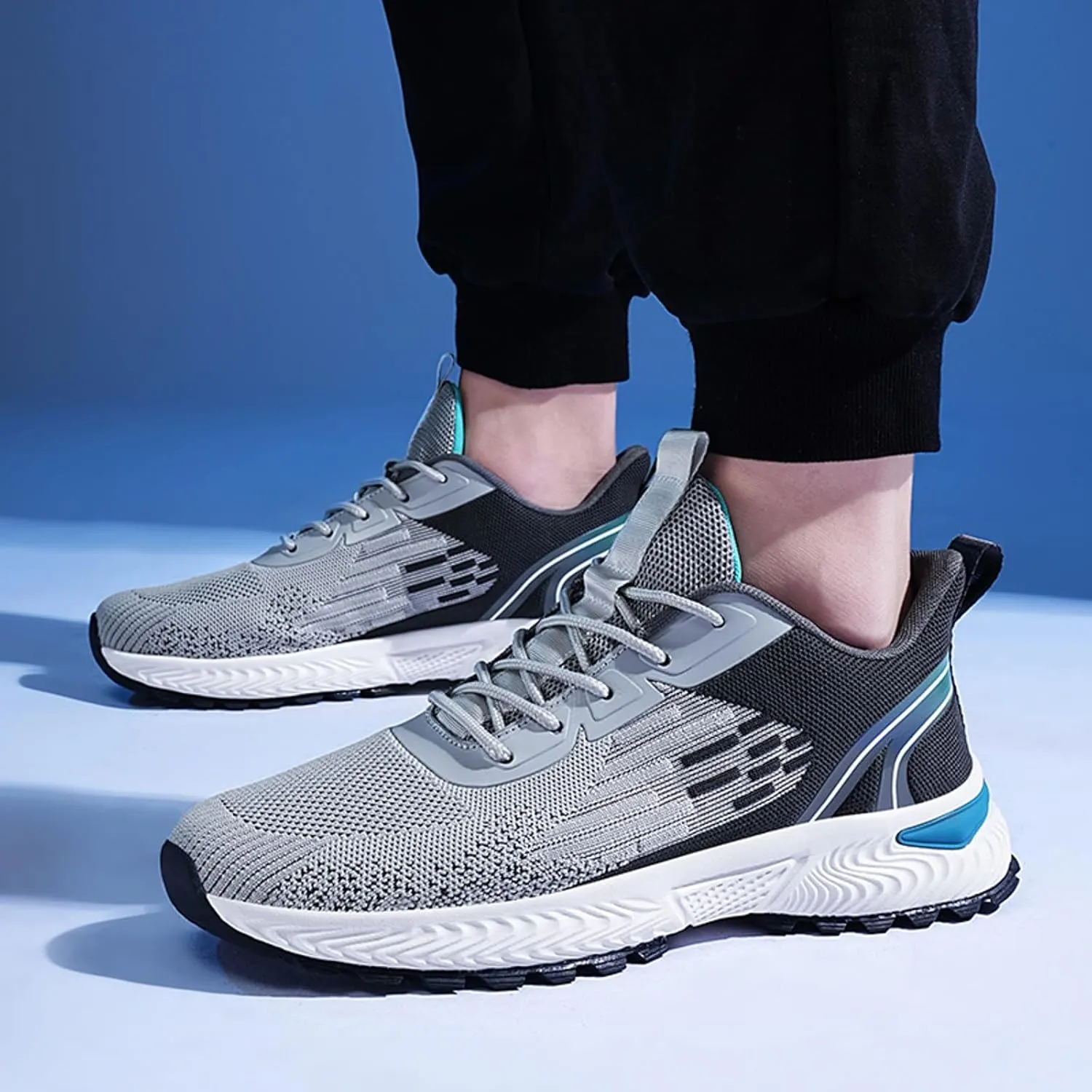 Men Sports Shoes Fashionable New Pattern Color Blocking Mesh Fabric Breathable Comfortable Non Slip Lace Men's Sneaker
