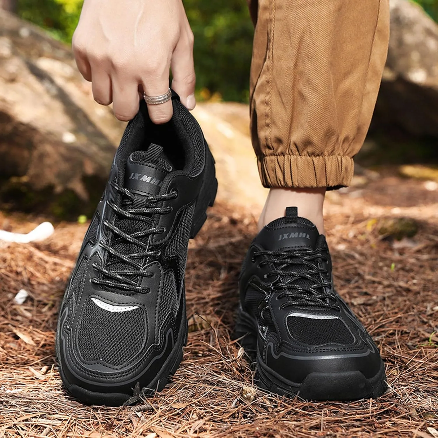 Men Sports Shoes Fashionable New Pattern Simple Solid Color Mesh Breathable Thick Sole Comfortable and Sneaker Socks Men Men'