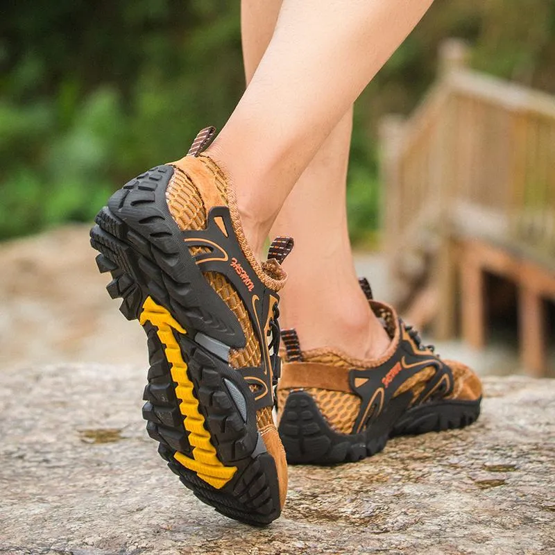Men's Breathable Mesh Casual Light Outdoor Hiking Shoes