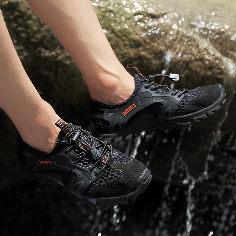 Men's Breathable Mesh Casual Light Outdoor Hiking Shoes