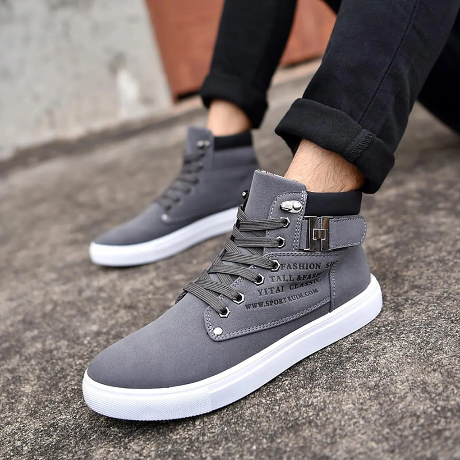 Men's High Top Sneakers Retro Casual Lace Up Sport Shoes Comfort Flat Bottom Walking Boots Outdoor Tall Water Boots Men
