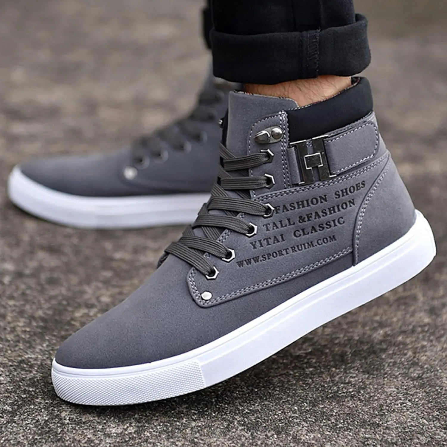 Men's High Top Sneakers Retro Casual Lace Up Sport Shoes Comfort Flat Bottom Walking Boots Outdoor Tall Water Boots Men