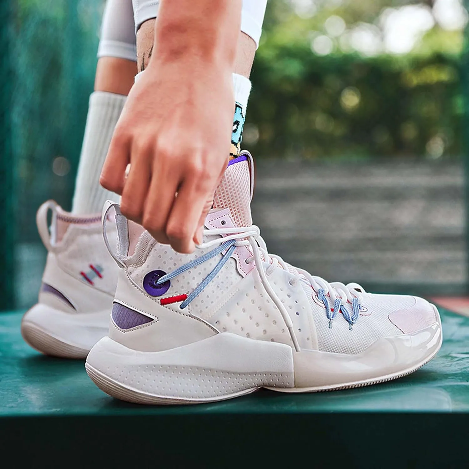 Mens Mesh Fabric Breathable High Top Lace Up Basketball Shoes Rubber Sole High Elasticity Running Shoes Anti Slip and Wear Resistant Mountaineering Shoes Badminton Sports Shoes Tennis Shot Put Shoes