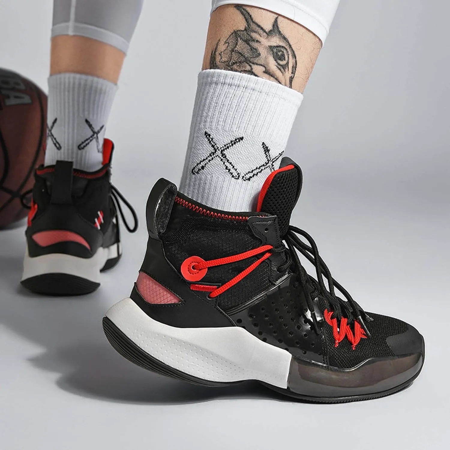 Mens Mesh Fabric Breathable High Top Lace Up Basketball Shoes Rubber Sole High Elasticity Running Shoes Anti Slip and Wear Resistant Mountaineering Shoes Badminton Sports Shoes Tennis Shot Put Shoes