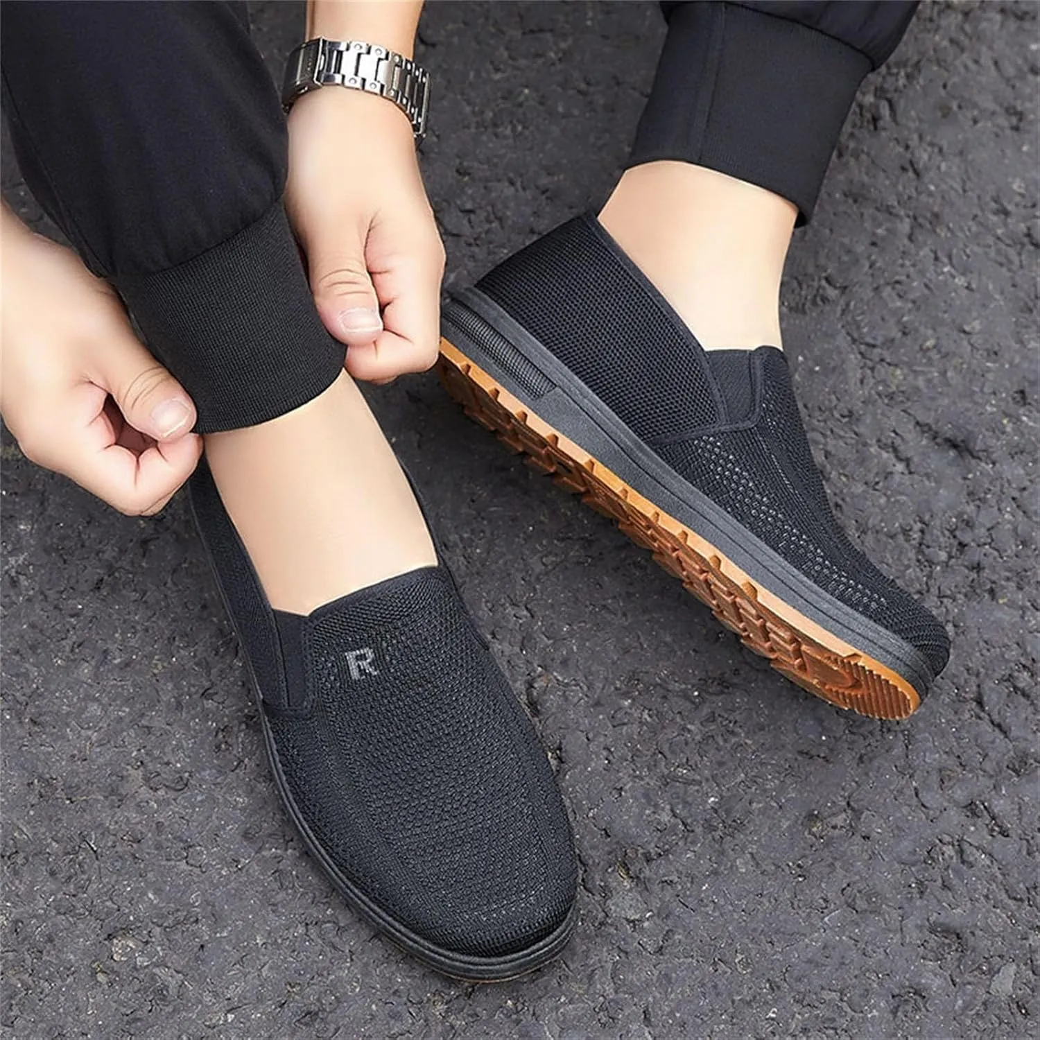 Men's Slip Shoes Fashion Spring and Summer Men Casual Shoes Flat Soft Bottom Mesh Breathable Slip On Comfortable Solid