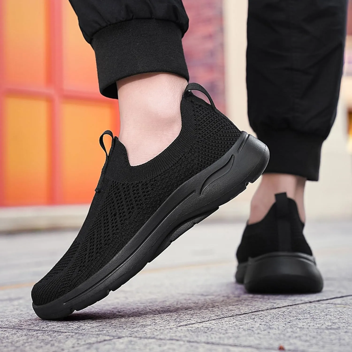 Men's Sports Shoes Versatile Elastic Knit Sneakers Breathable Slip On Sock Shoes Lightweight Workout Shoe