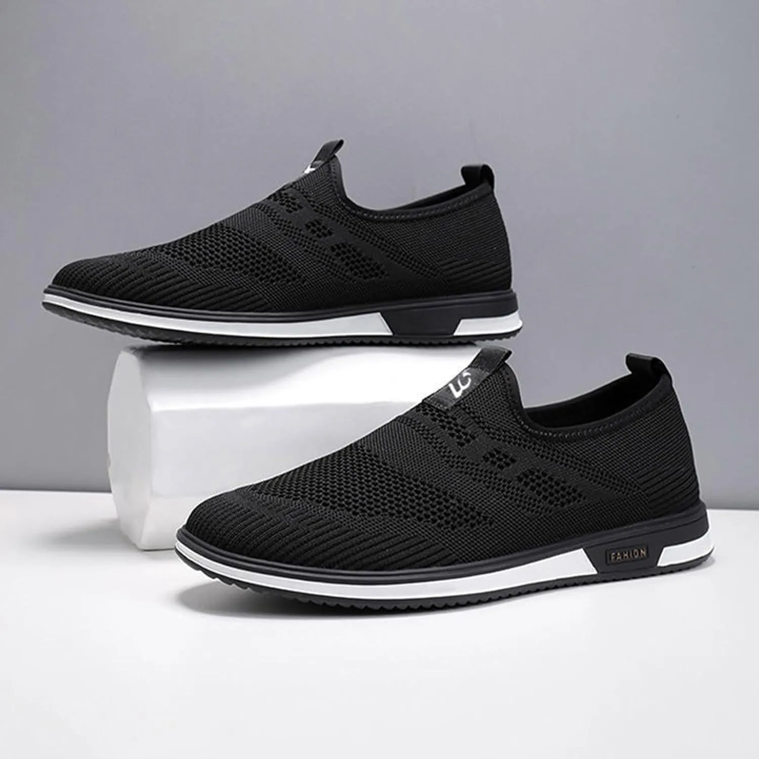 Mens Tennis Shoes Leisure Men's Shoes Breathable in Spring and Summer Casual Mesh Sports One Foot Lazy