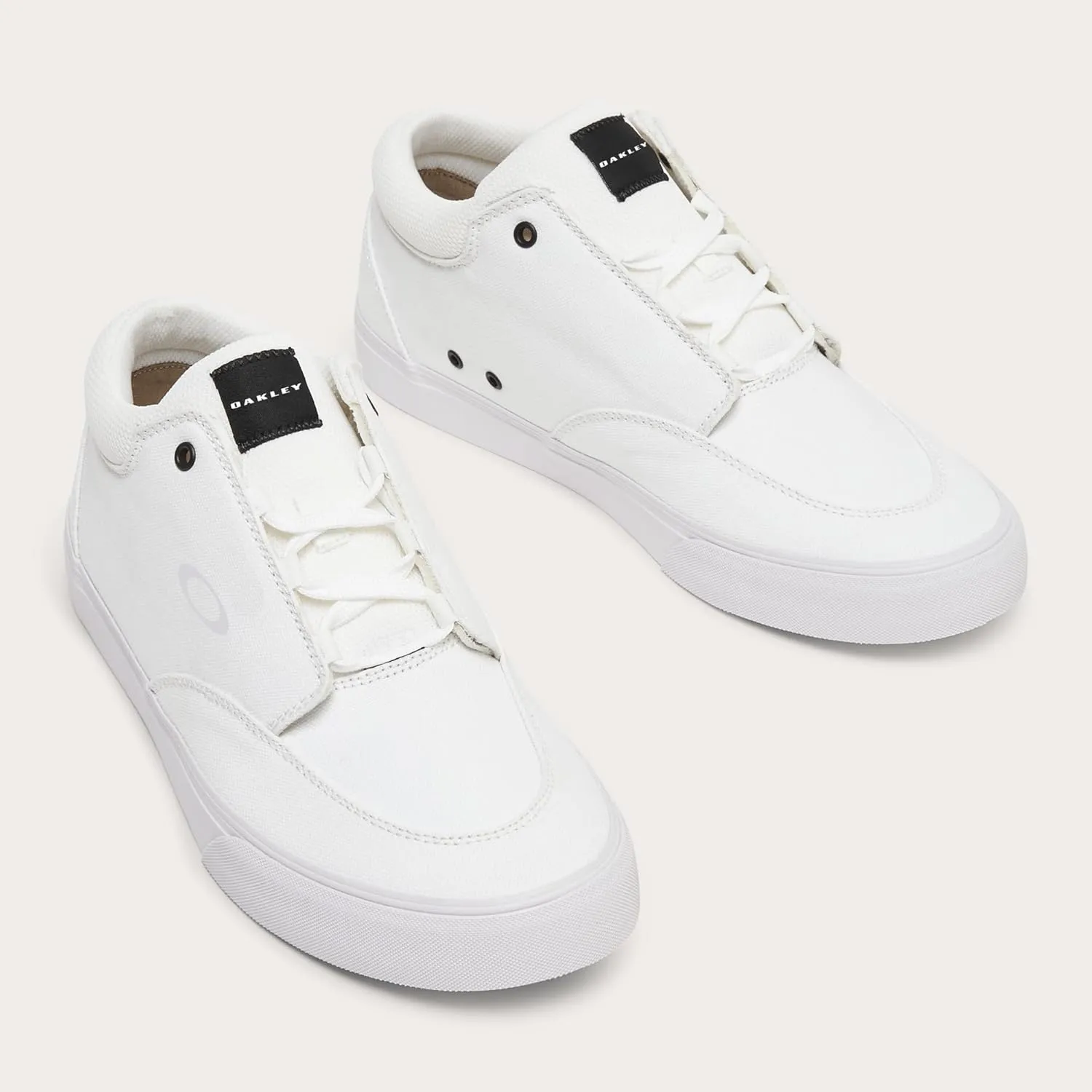Oakley Men's Banks Low Canvas Sneaker