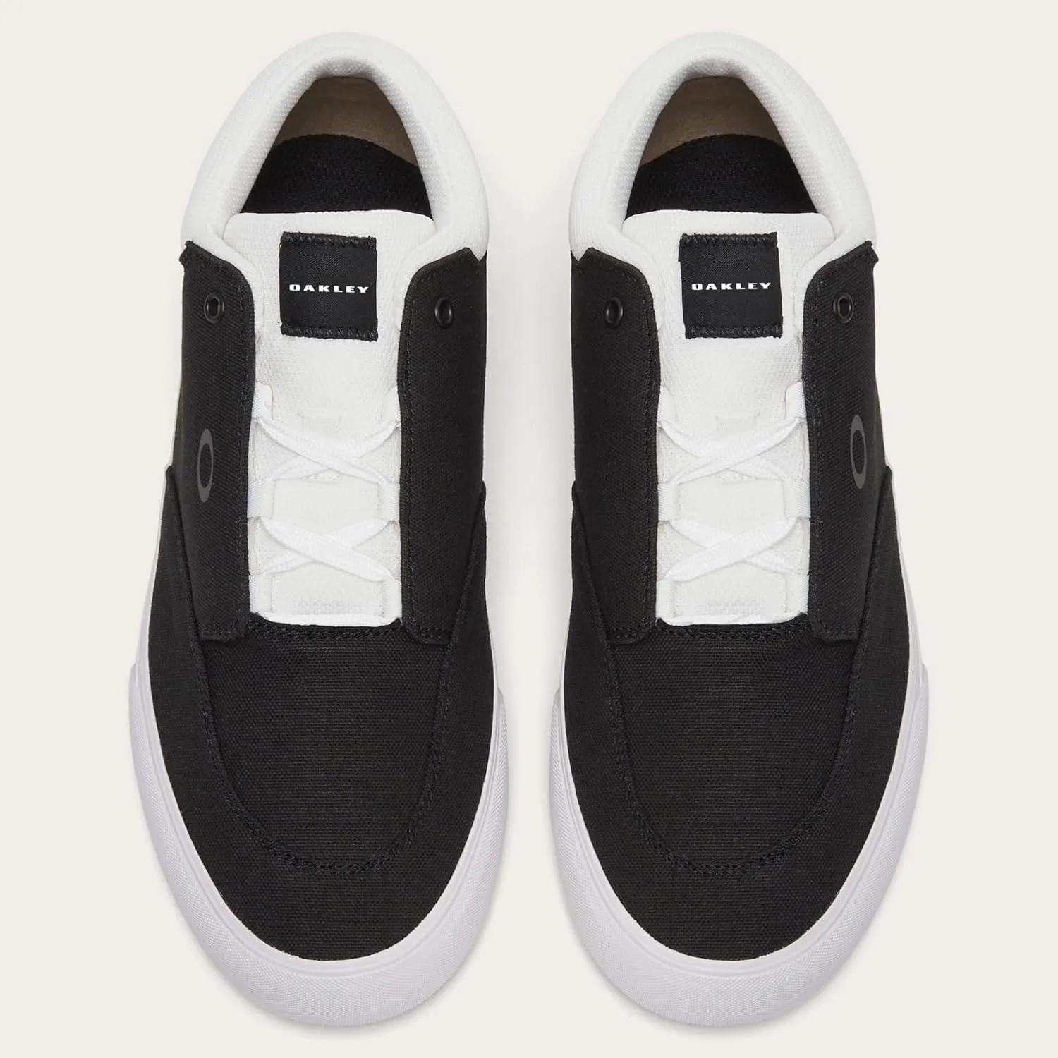 Oakley Men's Banks Low Canvas Sneaker