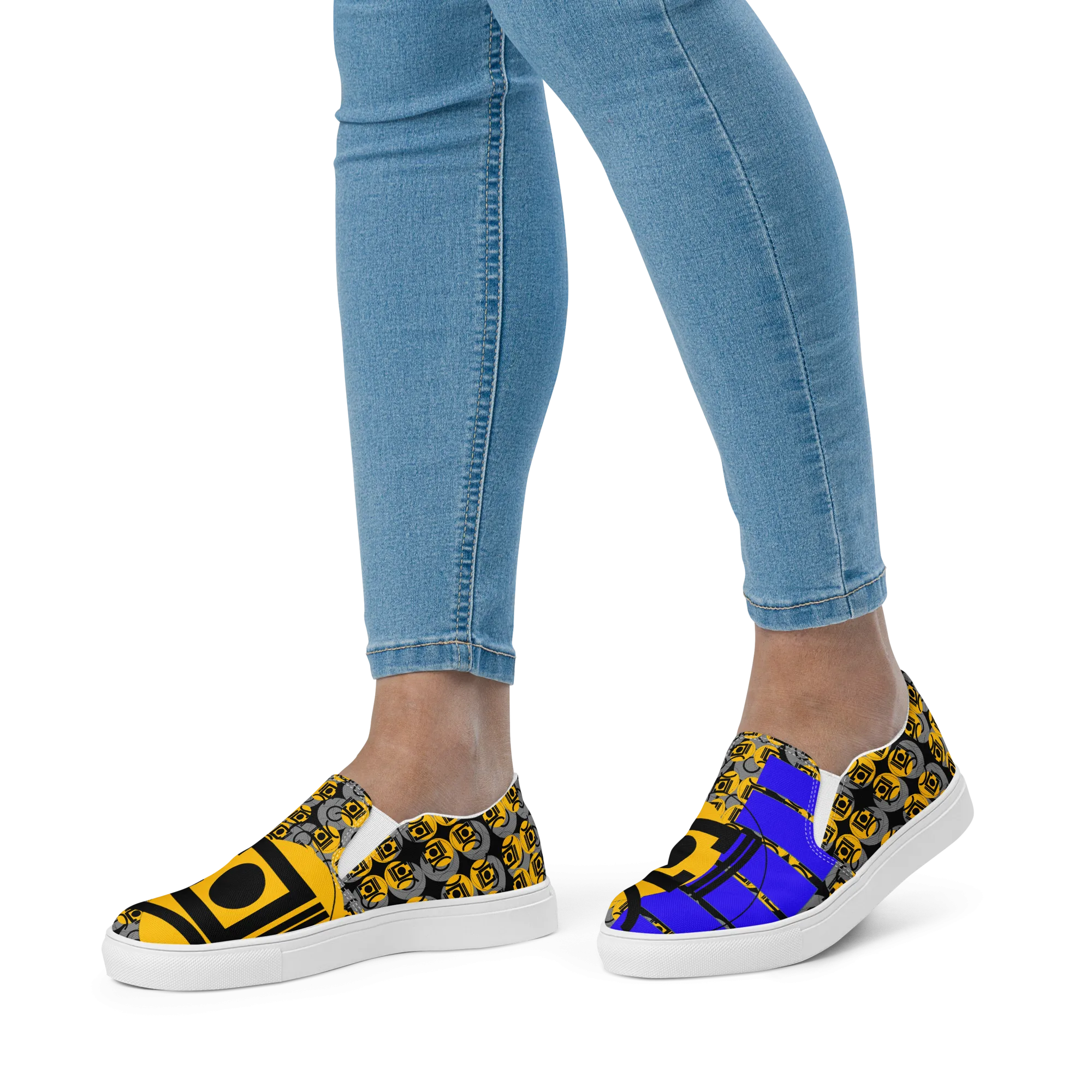 OD On-Arrival Women’s Signature slip-on canvas shoes BGY