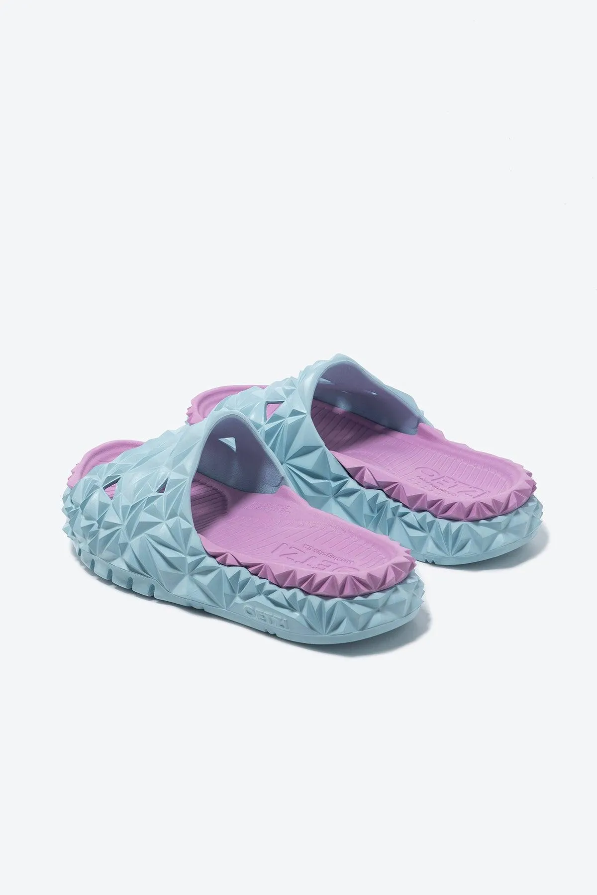 OETZI Icelippers - Blue Rose Red