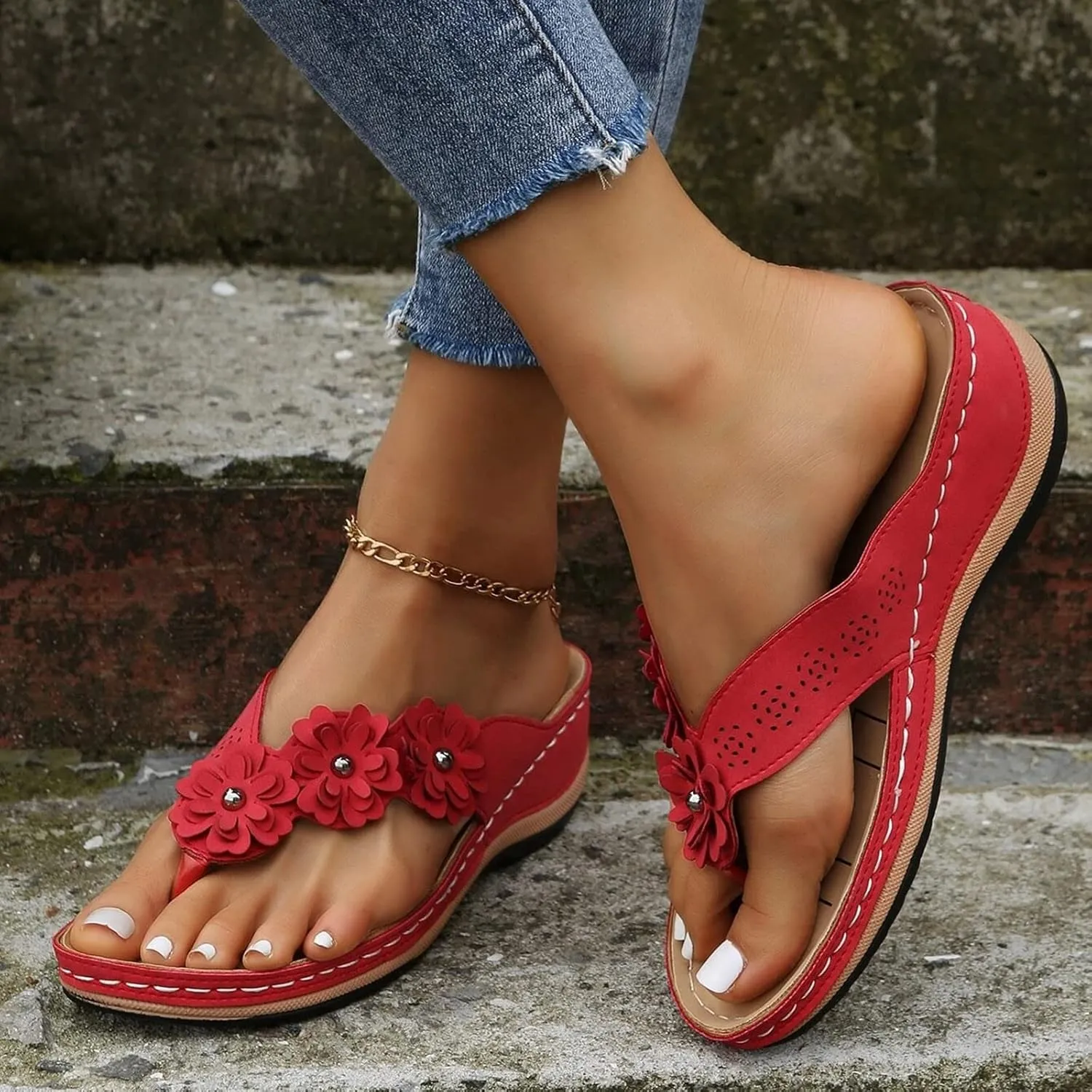 Orthopedic Sandals for Women Arch Support Flip Flops Wide Width Platform Wedge Beach Sandal for Woman Hollow Comfortable Boho Dressy Summer 2025 Cute