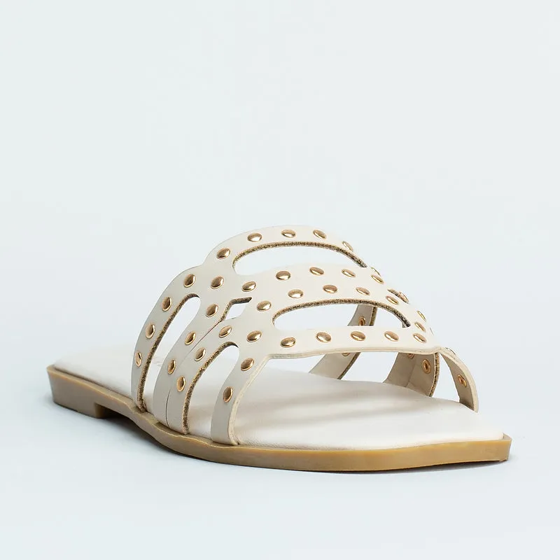 Studded Flat Mule Sandal  _ 160037