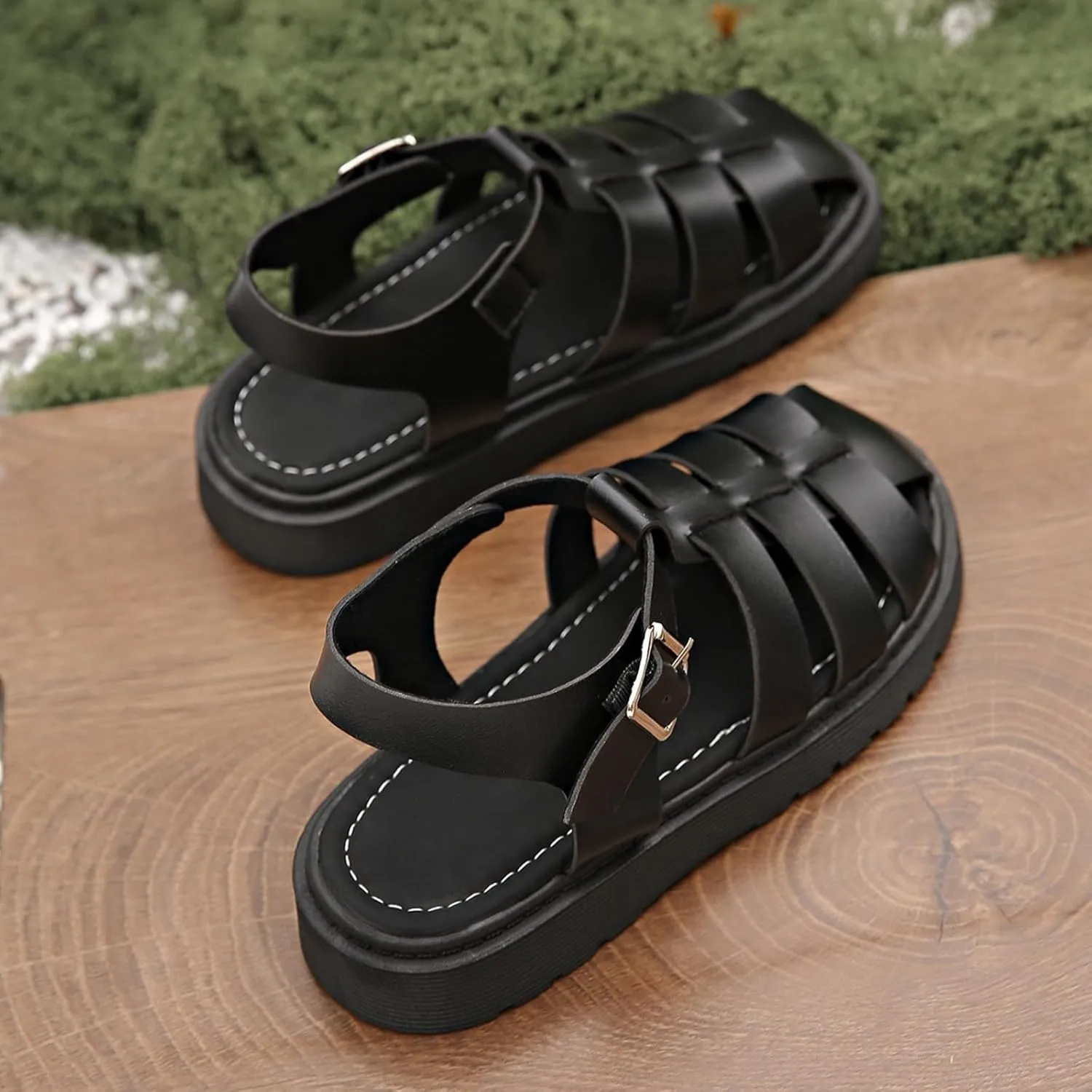 Trendy Women's Flip Flop Sandals Comfortable Mid Flat Heel Design for Casual Everyday Wear Beach Walking Summer
