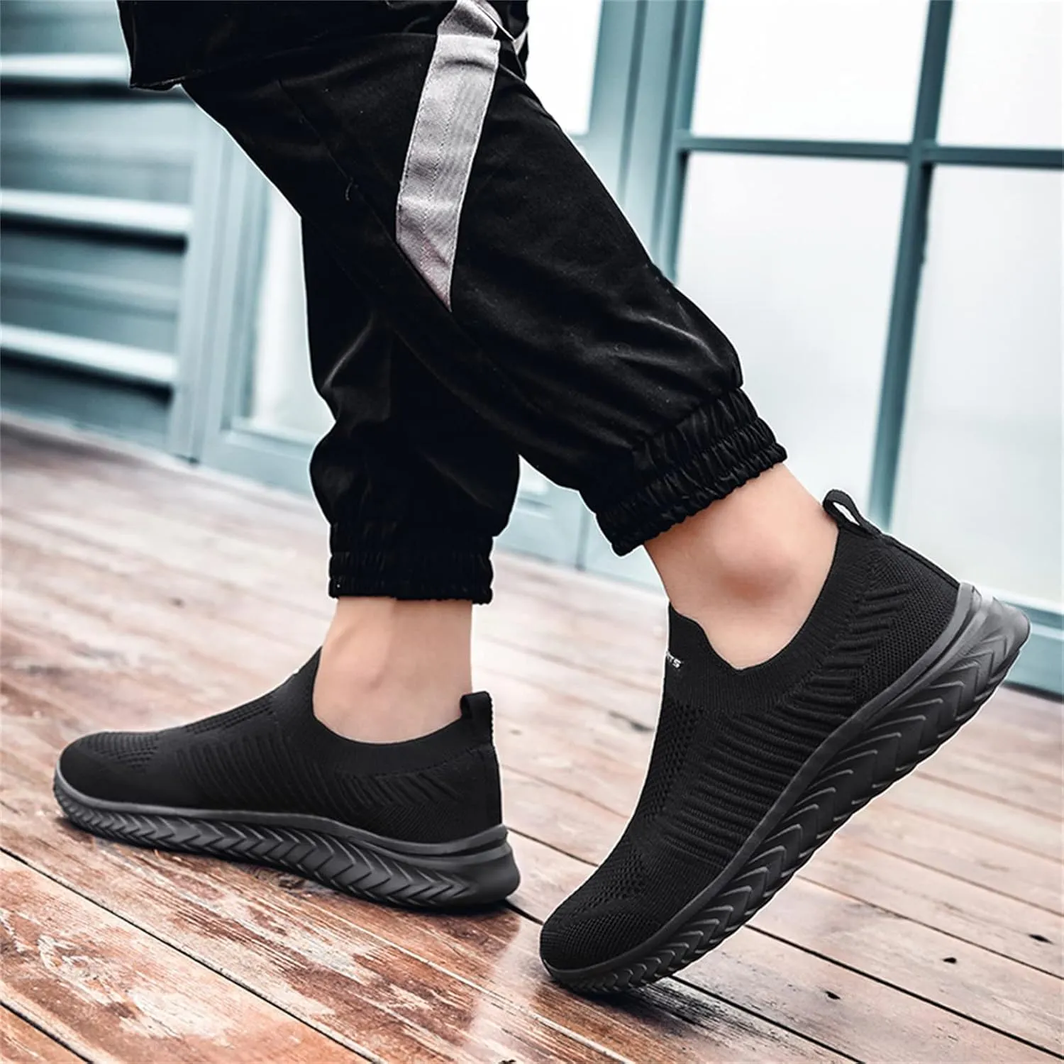 Women's Athletic Walking Shoes Slip On Casual Mesh Walking Shoes Women Comfort Ladies Casual Shoes Men's Fashion Sneakers Red Tennis Shoe Loafers Dress Shoe