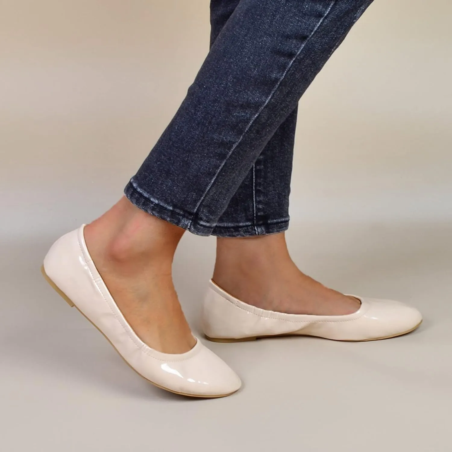 Women's Ballet Flat Flats with Breathable Eyelets Pointed Toe Casual Comfort Slip on Comfortable Walking Shoes