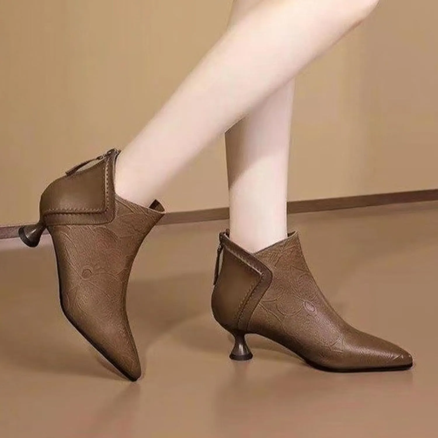 Womens Boots Pointed Toe Back Zipper Chunky Heel Vintage Pattern Women Boots Solid Trendy Elegant Ankle Boots