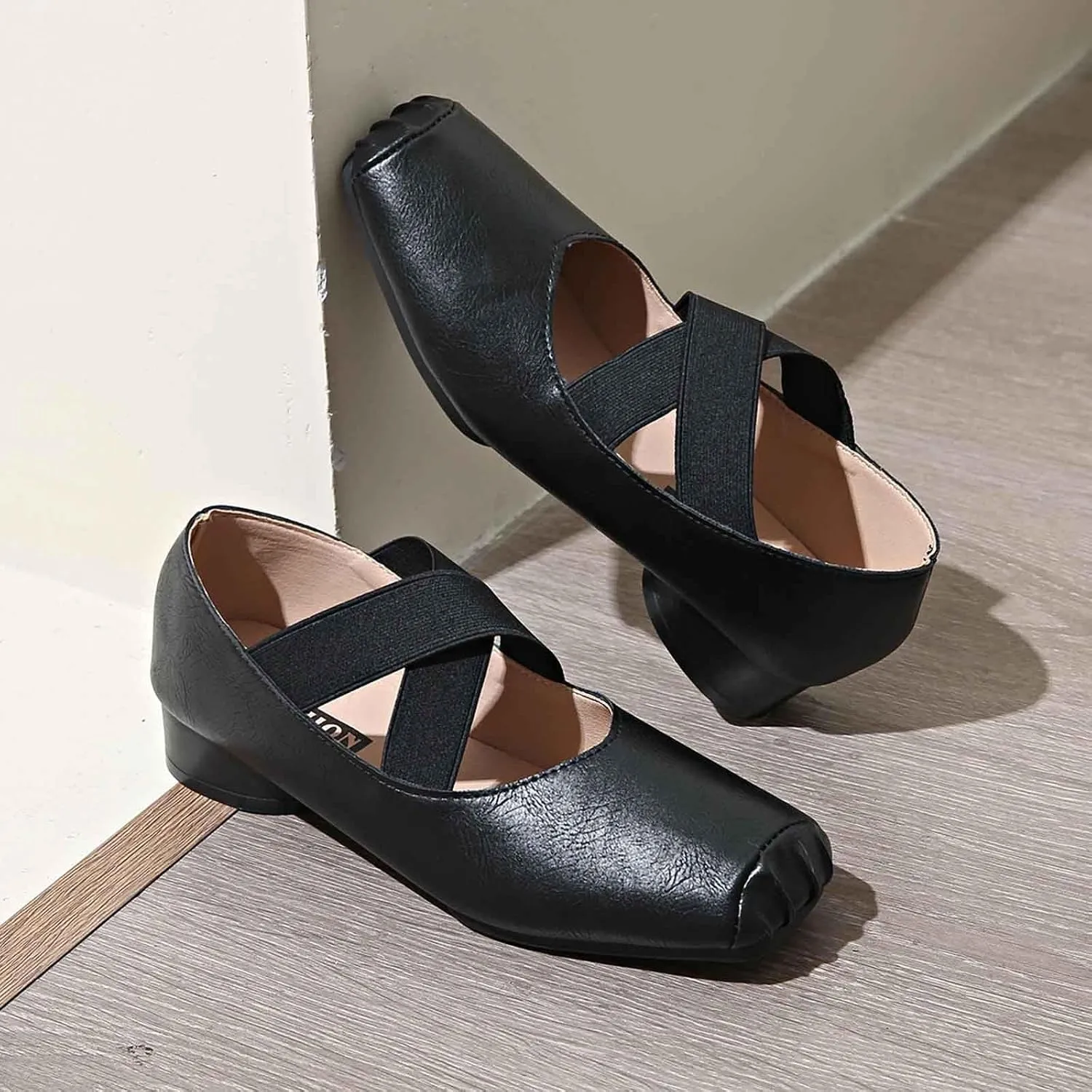 Women's Casual Slip On Shoes Closed Toe Comfortable Wedge Heel for Everyday Wear Versatile Outfits Stylish Walking Footwear