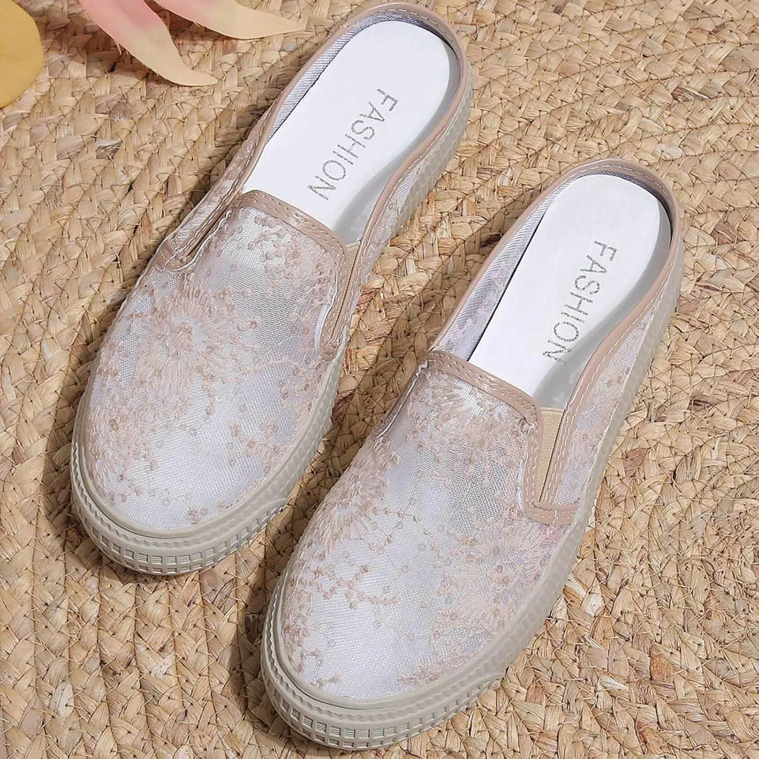 Women's Dress Flat Ballet Low Wedge Ladies Hollow Breathable Fisherman Shoes Mesh Women's Ballet Flat Comfortable
