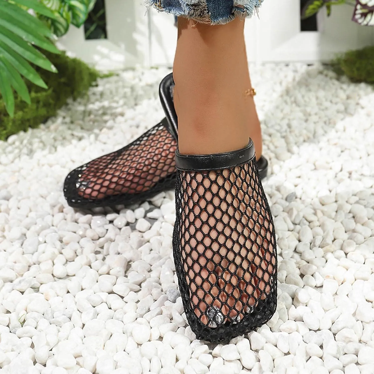 Women's Fashion Mesh Slip-on Mules Shoes Fashion Square Toe Casual Flats Sandals Stylish Breathable Summer Slippers