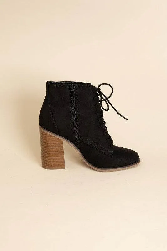 Womens Kidman Black Lace Up Boots