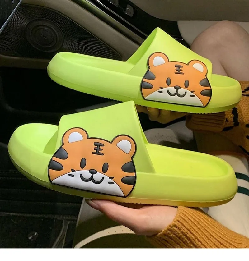 Yeknu Women Men Summer Slippers Sandals Beach Slides Flip Flops Cartoon Bear Dog Tiger Thick Soled Boys Girls Unisex Bathroom Shoes